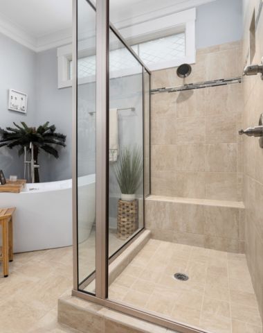 a shower door that is nice and clean because of easy clean products spain